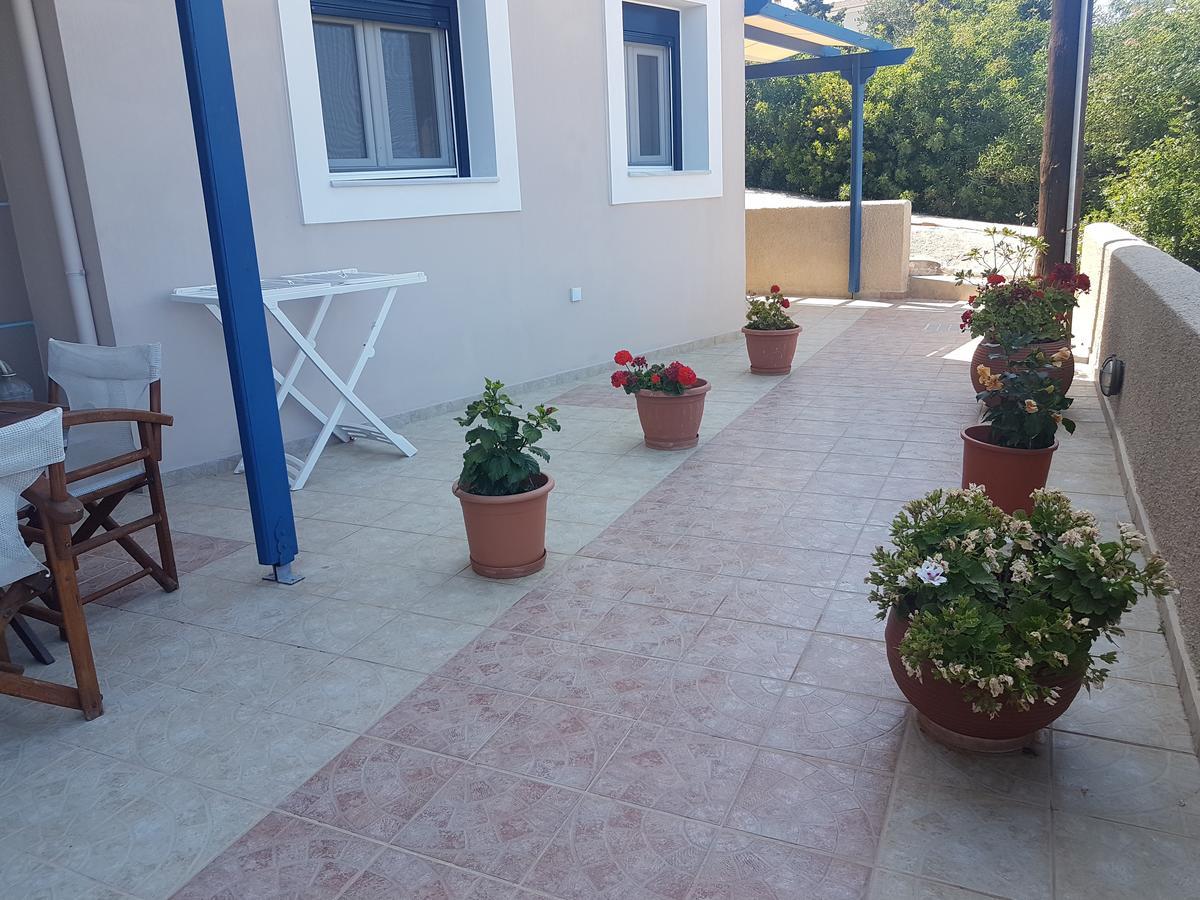 Evangelia Karfas Exterior foto