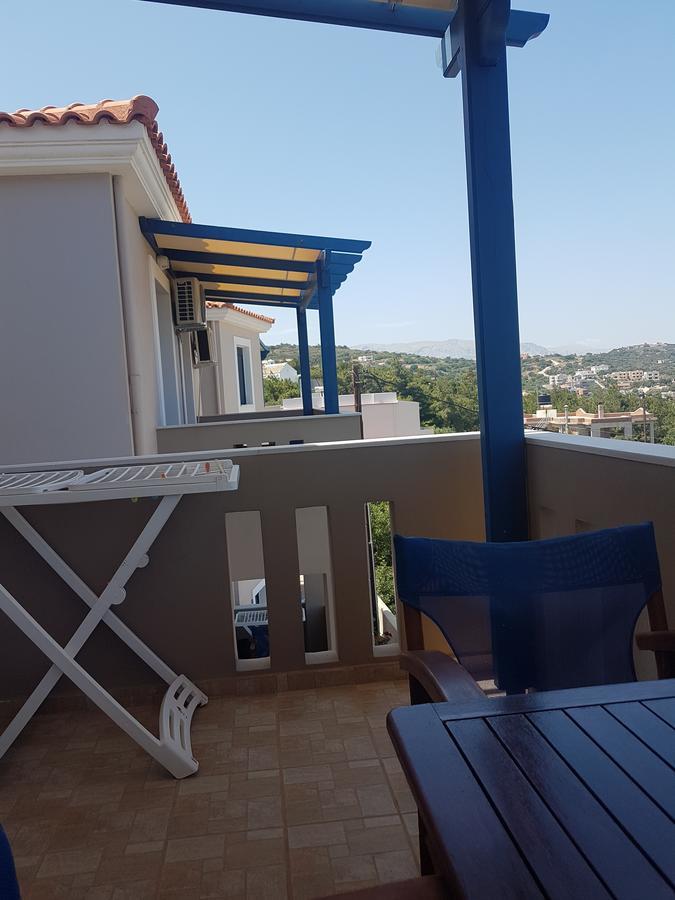 Evangelia Karfas Exterior foto